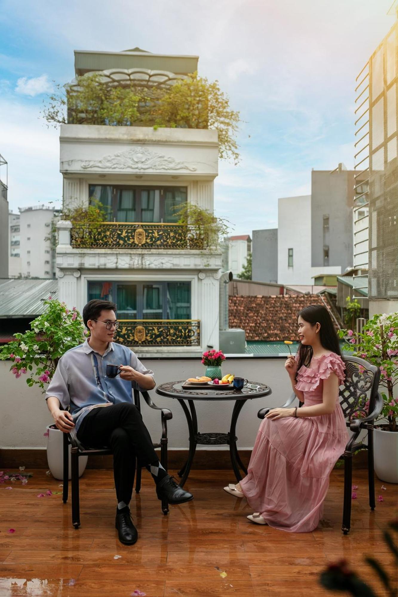 Serene Central Hotel 河内 外观 照片